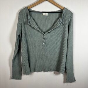 T.La Sweater Women Large Pale Blue Ribbed V-Neck Button Long Sleeve Top Raw Hem